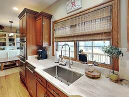 Stone Mountain Vista by Taylor Made Deep Creek