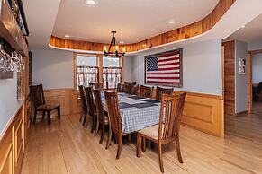 Sunkissed Lodge by Taylor Made Deep Creek