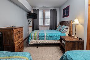 Sunkissed Lodge by Taylor Made Deep Creek