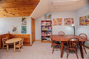 Sunkissed Lodge by Taylor Made Deep Creek