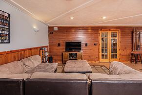 Sunkissed Lodge by Taylor Made Deep Creek