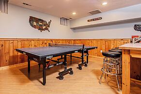 Sunkissed Lodge by Taylor Made Deep Creek