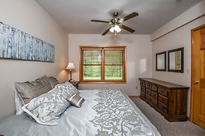 Toasted Marshmallow Lodge