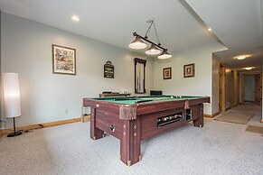 Valley Lodge by Taylor Made Deep Creek