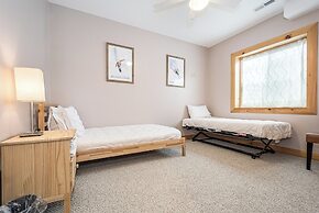 Valley Lodge by Taylor Made Deep Creek