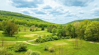 Valley Lodge by Taylor Made Deep Creek