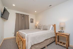 Wander Inn by Taylor Made Deep Creek