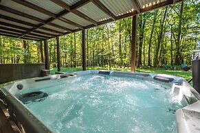 Woodside Retreat by Taylor Made Deep Creek