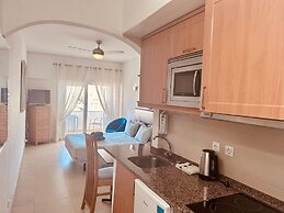 Lagos Main Avenue Studio With Marina View Balcony