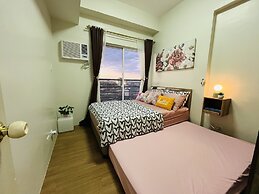 The Elevated Abode - Comfycosy 1-br at The Loop