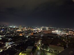 The Elevated Abode - Comfycosy 1-br at The Loop