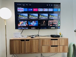 The Elevated Abode - Comfycosy 1-br at The Loop