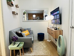 The Elevated Abode - Comfycosy 1-br at The Loop