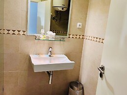 Lagos Marina View Apartment Near Beaches and Shops