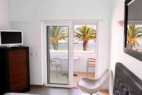 Lagos Marina View Apartment Near Beaches and Shops