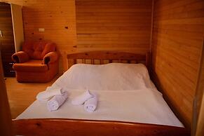 Kapuzbasi Selalesi Sahin Motel