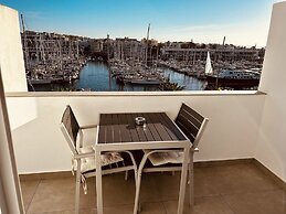 Studio apt With Spectacular Views of Lagos Marina