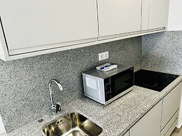 Studio apt With Spectacular Views of Lagos Marina
