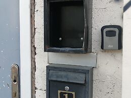 Fun 4-bed Apartment in Birmingham Central