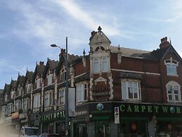 Fun 4-bed Apartment in Birmingham Central