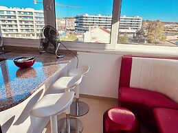 Lagos Apartment With Panoramic Yacht Marina Views