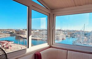 Lagos Apartment With Panoramic Yacht Marina Views