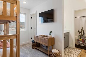 Living the Dream #79 by RedAwning