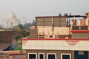 Goroomgo Sai Palace Agra