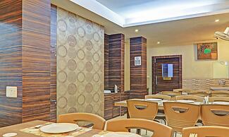 Treebo Elite City Upper Bazar