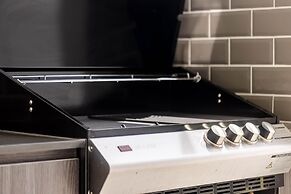 Modern 3 Bedroom Pool Villa MS24