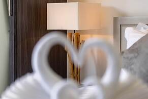 Modern 3 Bedroom Pool Villa MS24