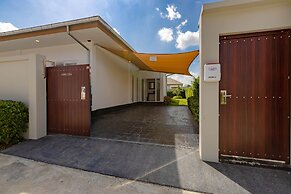 Modern 3 Bedroom Pool Villa MS24