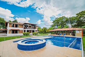 Sol y Luna Country House in Quindo