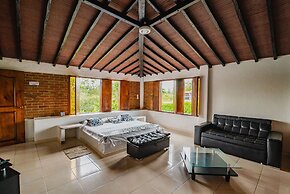 Sol y Luna Country House in Quindo