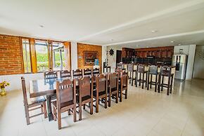 Sol y Luna Country House in Quindo