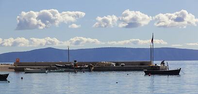 Room in Apartment - Cozy Studio Apartment for 2