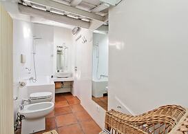 Luxury Art Apartment In Trastevere With Terrace