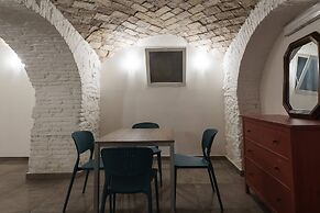 Vatican Suite 2 Levels Completely Renovated