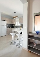 Bright Spacious Two-bedroom Apartment