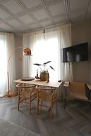 Up too 8- 10 Persons Stay in Antwerp