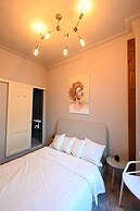 Up too 8- 10 Persons Stay in Antwerp