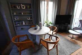 Up too 8- 10 Persons Stay in Antwerp