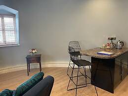 Lovely 1 Bed Apartment In The Centre Of The City