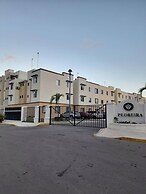 Devoted Hoestel in Cancun With Equipped Kitchen, Pool, Close to Beache