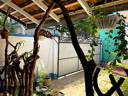 100 Step Beach White House