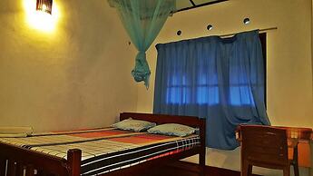 100 Step Beach White House