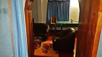 100 Step Beach White House