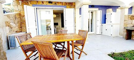 Whiteblue House con Giardino