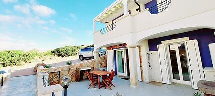 Whiteblue House con Giardino