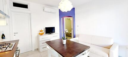 Whiteblue House con Giardino